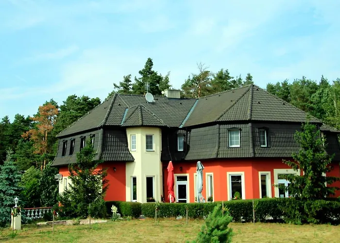 V Zalesi 3*